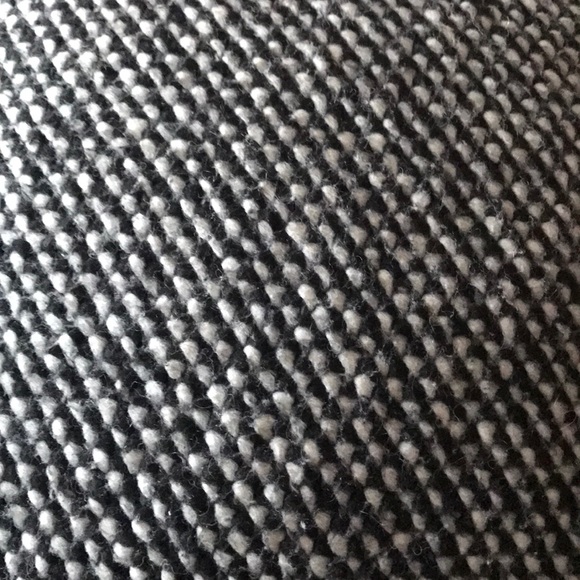 Meet your Posher, Celene - Picture 1 of 1